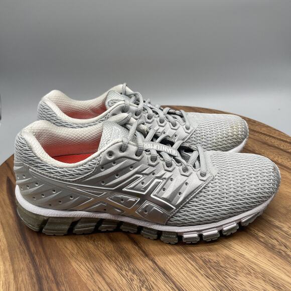 ASICS Gel Quantum 180 Shoes Womens 9 Gray Running Comfort Walking Gym Sneakers - Picture 1 of 8